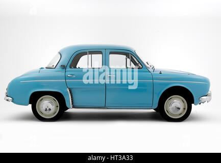 1959 Renault Dauphine. Artiste : Inconnu. Banque D'Images