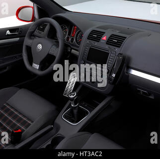 2004 VW Golf GTI. Artiste : Inconnu. Banque D'Images