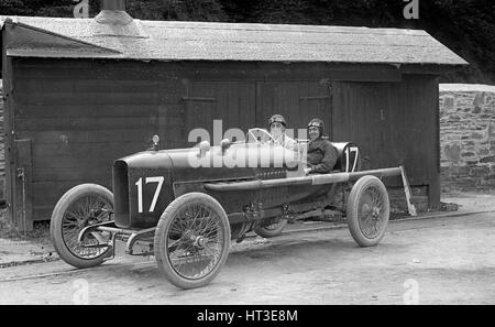 WJ Watson's Vauxhall à l'ACFC à l'île de Man TT race, 10 juin 1914. Artiste : Bill Brunell. Banque D'Images