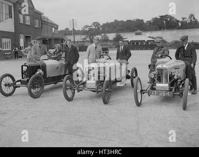 Voitures au JCC 200-mile Race, Brooklands, Surrey, 1921. Artiste : Bill Brunell. Banque D'Images