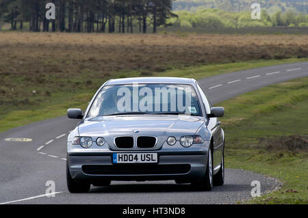 2004 BMW 318 Artiste Compact : Inconnu. Banque D'Images