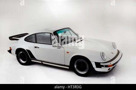 1987 Porsche 911 Carrera 3.2 : Artiste inconnu. Banque D'Images