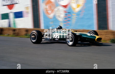 1967 Grand Prix de Belgique. Graham Hill sur Lotus 49 Artiste : Inconnu. Banque D'Images