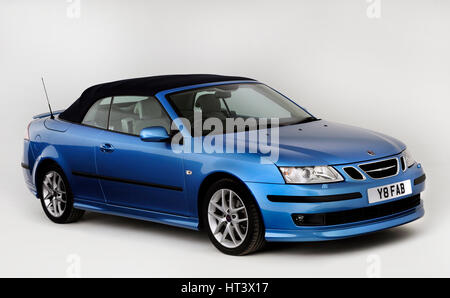 2007 Saab 9-3 Cabriolet : Artiste inconnu. Banque D'Images