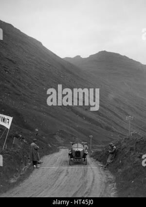 Open sports Salmson 2 places d'Armand Bovier concurrentes dans les Scottish Light Car le procès, 1922. Artiste : Bill Brunell. Banque D'Images