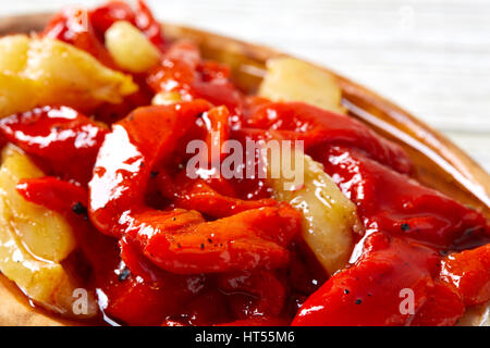 Poivre rouge de la morue et de l'Espagne tapas esgarraet Banque D'Images