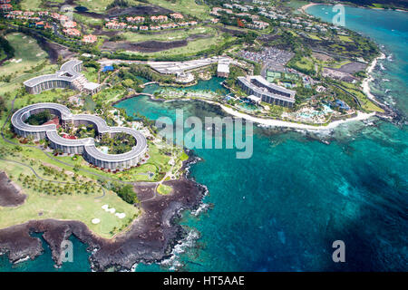 Vue aérienne du complexe de luxe Hilton Waikoloa Village sur la côte ouest de Big Island, Hawaii, USA. Banque D'Images