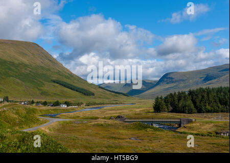 Glen Lyon dans le Scotish Highlands. Banque D'Images