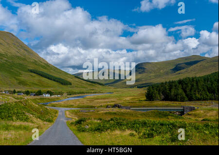 Glen Lyon dans le Scotish Highlands. Banque D'Images