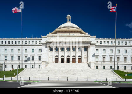 Façade Sud CAPITOL BUILDING (©RAFAEL CARMOEGA 1929) SAN JUAN PUERTO RICO Banque D'Images