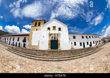 Église Notre Dame du Rosaire dans l'église la place principale de Villa de Leyva, Colombie. Banque D'Images