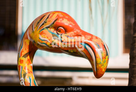 MIAMI BEACH, Floride, USA - flamingo peint sculpture, South Beach. Banque D'Images