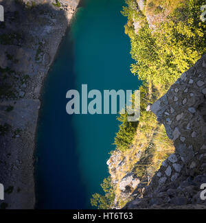 Modro jezero / Plavo Jezero (Lac Bleu) Imotski, Dalmatie, Croatie. Banque D'Images