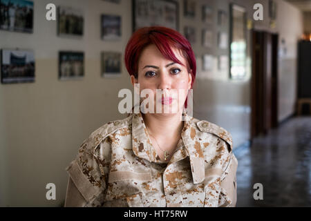 Les femmes kurdes du 2e bataillon, 6e brigade, une unité féminine de tous les peshmergas, Sulaymaniyah. Banque D'Images