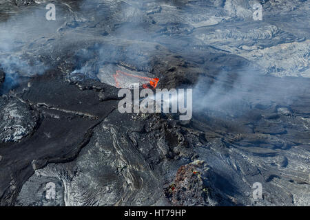 Vue aérienne du Puʻu ʻŌʻō NP, volcans, des coulées de lave en lucarne, Hawai'i Volcanoes National Park, HI,USA Banque D'Images