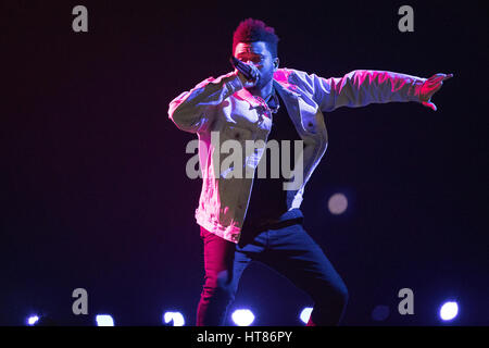 Londres, Royaume-Uni. Le 08 mars, 2017. Londres, Angleterre, Abel Tesfaye Makkonen de The Weeknd, le effectue sa deuxième nuit à l'O2 Arena de Londres.© Jason Richardson / Alamy Live News Banque D'Images