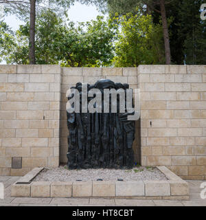 Monument à l'Holocauste Yad Vashem, soulignant qu'Israël 6 000 000 juifs ont été assassinés par les Nazis PENDANT LA DEUXIÈME GUERRE MONDIALE en Europe Banque D'Images