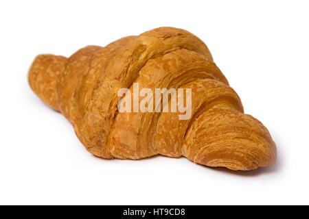 Un croissant frais et savoureux sur fond blanc Banque D'Images