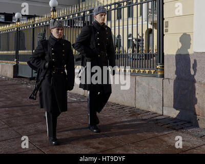 Gardiens du Bureau du président de la République de Finlande à Helsinki Banque D'Images