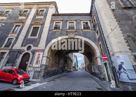 Arc de Saint Benoît (Arco di San Benedetto), partie d'Abbaye Bénédictine de Catania City sur le côté est de l'île de Sicile, Italie Banque D'Images