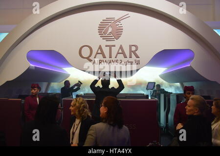 Berlin, Allemagne. Mar 8, 2017. ITB 2017 Salon du tourisme international en cours à Berlin, Allemagne. Qatar Airways à l'ITB. Credit : Markku Rainer Peltonen/Alamy Live News Banque D'Images