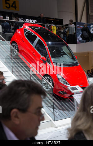 Genève, Suisse. 7 mars, 2017. La Ford Fiesta ST-ligne est présenté à la 87e Salon International de l'Automobile à Genève, Suisse, 7 mars 2017. - Pas de service de fil - Photo : Friso Gentsch/dpa/Alamy Live News Banque D'Images