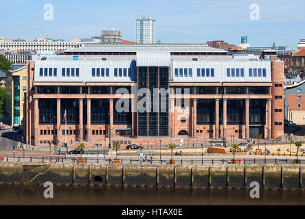 NEWCASTLE Upon Tyne, England, UK - 13 août 2015 : Cour de la Couronne de Newcastle Newcastle sur quais. Banque D'Images