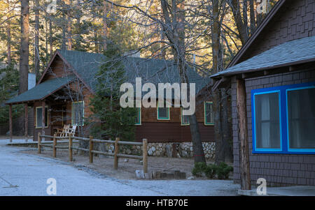 Cabines invités à l'Inn Idyllwild Banque D'Images