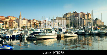 Le port de Calvi, Corse, France Banque D'Images