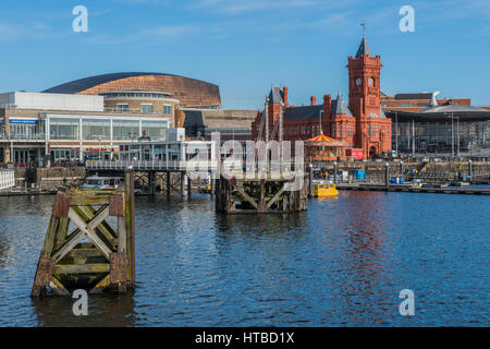 Front de mer de la baie de Cardiff au Pays de Galles du sud Banque D'Images