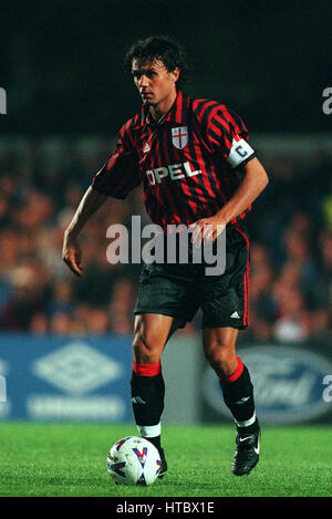 PAOLO MALDINI AC Milan 19 Septembre 1999 Banque D'Images