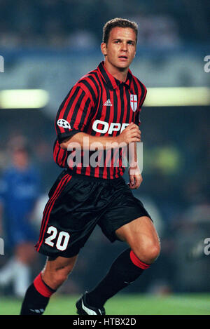 OLIVER BIERHOFF AC Milan 19 Septembre 1999 Banque D'Images