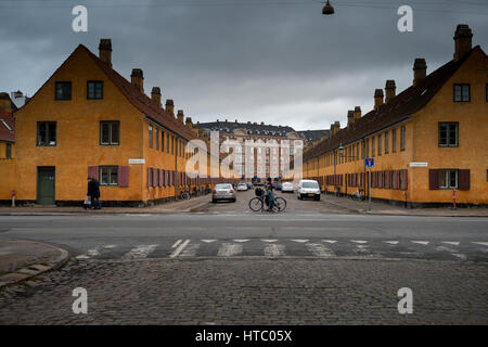 Nyboder, rangée historique datant du xviième siècle construit pour les marins dans la Marine royale danoise, Copenhague, Danemark. Banque D'Images