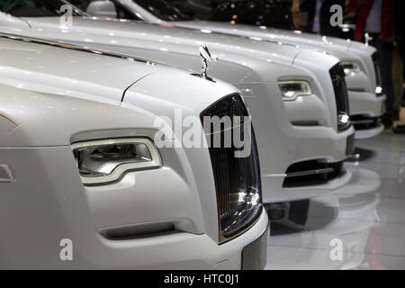 Genève, SUISSE - Le 7 mars 2017 : rangée de voitures Rolls-Royce présenté à la 87e Salon International de l'Automobile de Genève. Banque D'Images