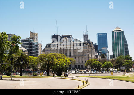 Buenos Aires, Argentine - 5 novembre, 2016 : Palais du Centro Cultural Kirchner à Buenos Aires (Argentine) Banque D'Images