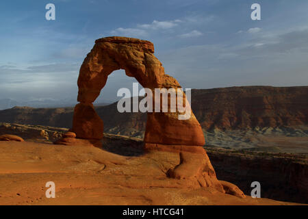 Delicate Arch en fin d'après-midi, Arches National Park, Utah, USA Banque D'Images