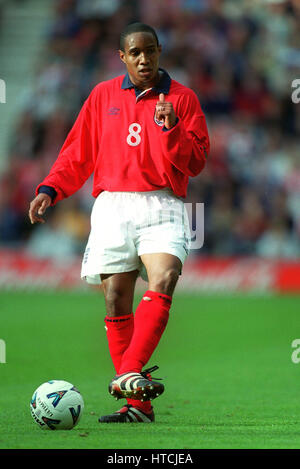 PAUL INCE & ANGLETERRE MIDDLESBROUGH FC 10 Octobre 1999 Banque D'Images