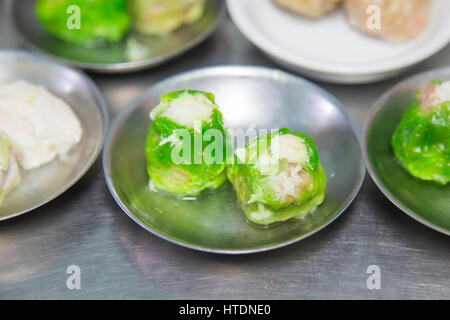 Dimsum en tôle d'acier et la cuisine chinoise. Banque D'Images