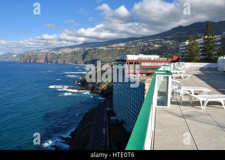 Wiev sur la côte nord de Ténérife, photo de Puerto de la Cruz Tenerife Espagne. Banque D'Images