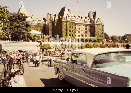 D'un éditorial de vieilles voitures montrent de la magnifique ville de Victoria, Canada Banque D'Images