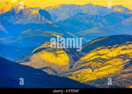 Vues de montagne Whistlers, Jasper National Park Banque D'Images