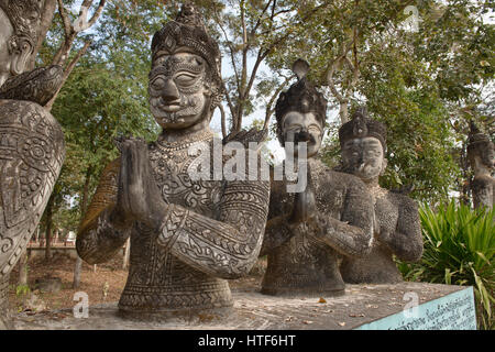 Le jardin de sculptures d'art religieux bizarre Sala Kaew Ku à Nong Khai, Thaïlande Banque D'Images