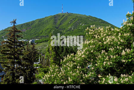 Vue sur le majestueux mont Mashuk de Pyatigorsk, Caucase du Nord, la Russie. Banque D'Images