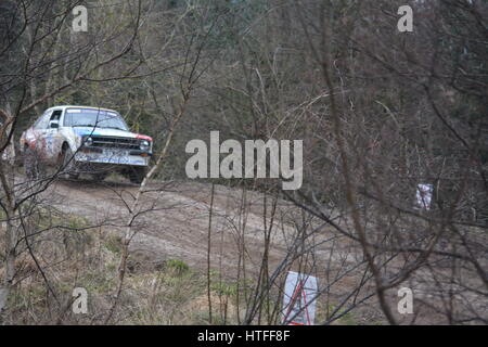 Rallye de voiture sur le rallye Malcolm Wilson Banque D'Images