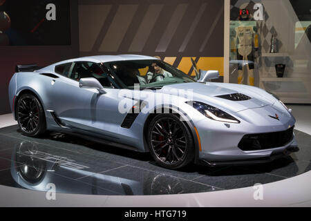 Genève, SUISSE - Le 7 mars 2017 : Chevrolet Corvette Grand Sport sports car présenté à la 87e Salon International de l'Automobile de Genève. Banque D'Images