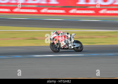 Buriram, Thaïlande. Mar 11, 2017. Eugene Laverty # 50 de l'Irlande avec l'Aprilia RSV4 RF en Championnat du Monde FIM Superbike au Circuit International de Chang le 11 mars 2017 à Buriram Thaïlande. Credit : Chatchai Somwat/Alamy Live News Banque D'Images