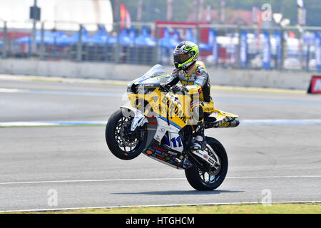 Buriram, Thaïlande. 11 mars 2017.Christian Gamarino #11 de l'Italie avec Honda CBR600RR dans le Championnat du monde Supersport (WorldSSP) sur le circuit international de Chang le 11 mars 2017 à Buriram Thaïlande. Crédit : Chatchai Somwat/Alamy Live News Banque D'Images