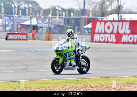 Buriram, Thaïlande. 11 mars 2017.Jules Cluzel #16 de France avec la Honda CBR600RR au Championnat du monde Supersport (WorldSSP) sur le circuit international de Chang le 11 mars 2017 à Buriram Thaïlande. Crédit : Chatchai Somwat/Alamy Live News Banque D'Images