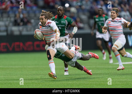 Vancouver, Canada. 11 mars 2017. Daniel Bibby (7) de l'Angleterre à résoudre. 1-jour de rugby à VII de la HSBC Canada, BC Place Stadium. © Gerry Rousseau/Alamy Live News Banque D'Images