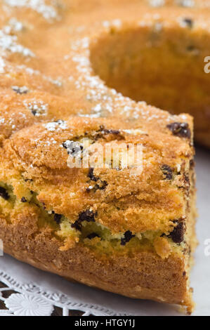 Gâteau en forme d'anneau. Banque D'Images